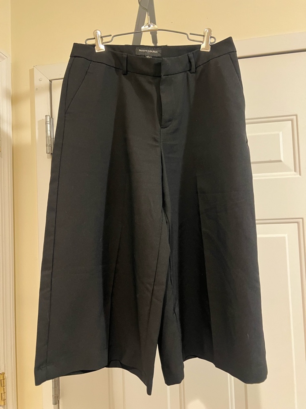 Banana Republic Black Tailored Wide-Leg Pants